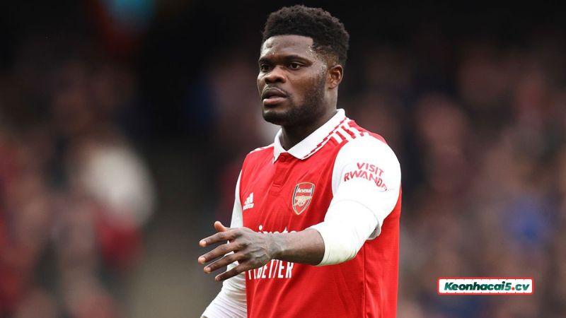 Kèo cửa dưới “sáng” trong trường hợp đội cửa dưới chơi phòng ngự chắc chắn Kèo cửa dưới “sáng” trong trường hợp đội cửa dưới chơi phòng ngự chắc chắn